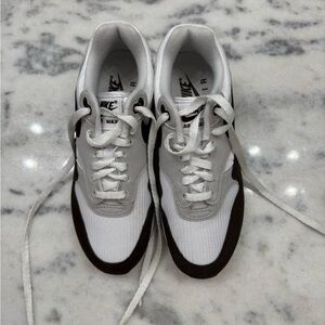 Nike Air Max White and Brown Sneakers